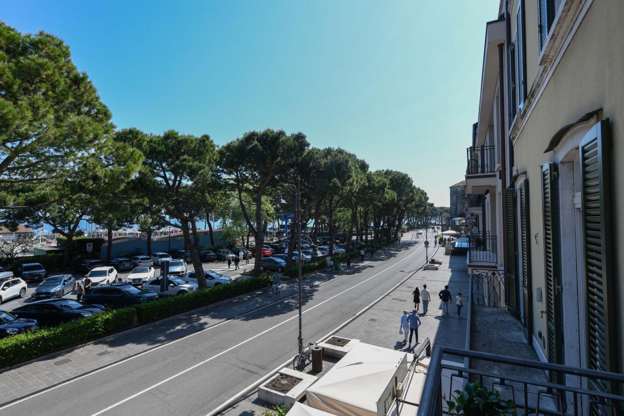 Apartment Desenzanoloft Official Partner Marriott Homes & - The Giant - Renovated 2025 - View *
